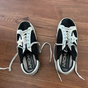 Golden Goose Sneakers